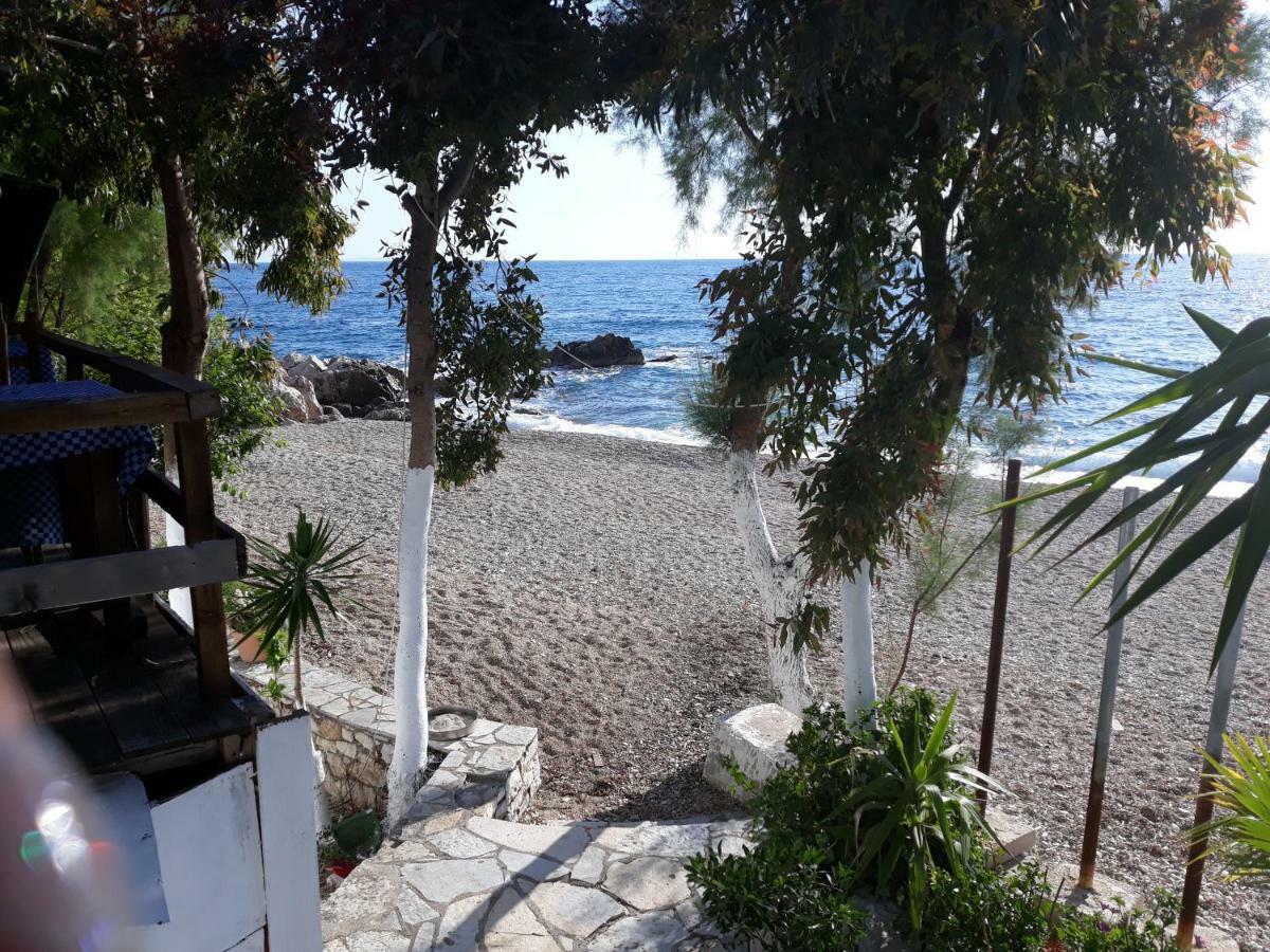 Beleris Rooms Himare Exterior foto