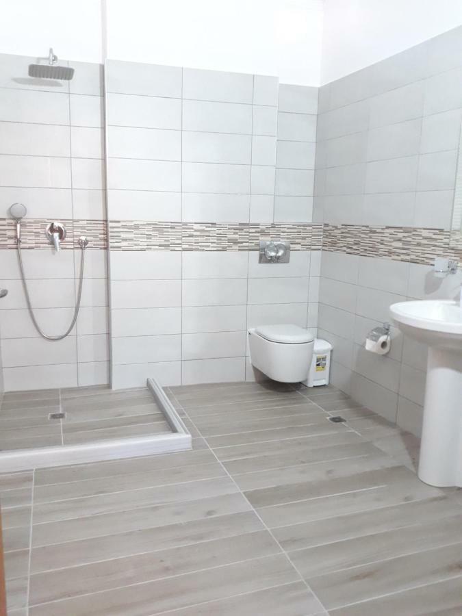 Beleris Rooms Himare Exterior foto
